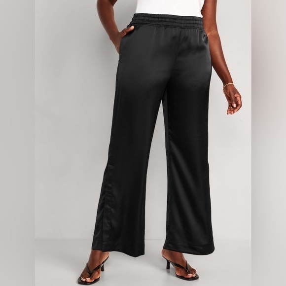 NWT! Black Mid-Rise Wide-Leg Satin Track Pants for Women - Size 2X  🔹 - Picture 5 of 9